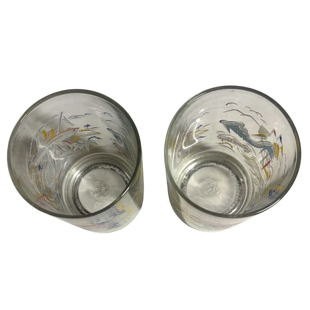Disney World 25th Anniversary Remember The Magic Goofy Water Park Glasses Set‎ 2